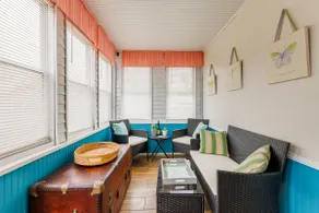 Peaceful, pet friendly and newly remodeled Geneva home - Image 2