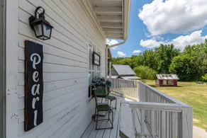 Pearl Cottage in Casey Jones Village - Image 2