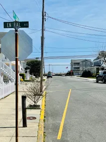 3 Bedroom House, 1 Block from Beach and Boardwalk - Image 4