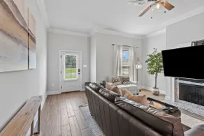 Brand New Modern Farmhouse - Image 4