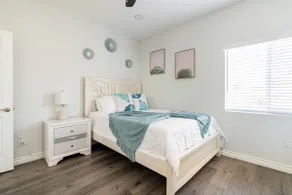 Guest House Near Disneyland Beaches Little Saigon - Image 4