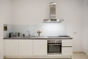 Modern Naschmarkt apartment for 6 people - Image 4
