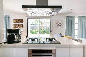 Entire two bedrooms townhouse in Glen Waverley - Image 4