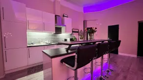 Luxury apartment with Jacuzzi in the center of Metz - Image 4