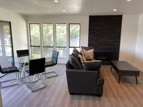 🌈A Travelers Dream💤Second Floor Condo Pool💦 - Image 4