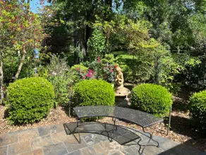 “The Treehouse”, a *Garden Oasis* near IAH &I-69. - Image 3