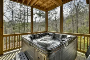 Highland Hideaway in the BR Mountains w/ Hot Tub - Image 4