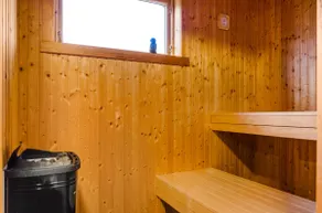 Cozy mountain cabin with sunny location & mountain views - Image 5