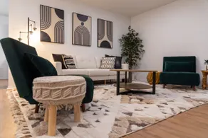Spacious 3-bedroom home minutes from the UofA! - Image 3