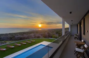 BRAND NEW! Luxury villa with amazing view - Image 2