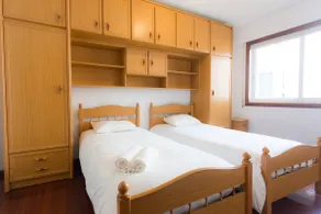 Enjoy Melide in this spacious apartment. - Image 5