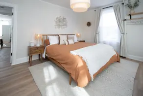 Modern, comfy 3 bed apt · Heart of Newport - Image 3