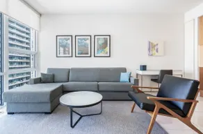 Level South Olive - Lovely One Bedroom Suite - Image 2