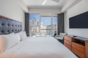 Level South Olive - Lovely One Bedroom Suite - Image 5