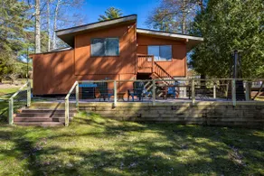 Midcentury Modern Bungalow Bethel Woods/White Lake - Image 4