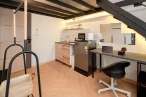 5 min BTS Asok - Duplex, Comfy, Trendy 4 - Image 2