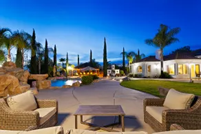 Luxury Pool Retreat, Waterslide, Grotto, Game Room - Image 5