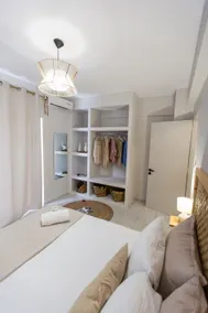 House In Downtown 2 - Image 3