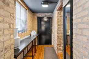 Quirky Quarters at Wrigley - Image 5