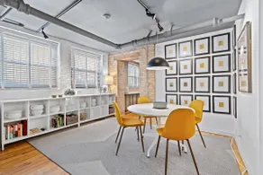 Quirky Quarters at Wrigley - Image 3