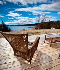 Pondside Three Bedroom Cottage - Image 3