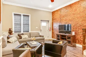 Spectacular 6BR/2.5BR + Patio Sleeps12! - Image 2