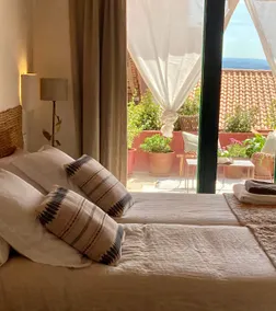 Elagua. House in a charming town with a pool. 4* - Image 2
