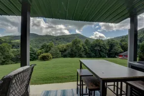 Golden Bear- lovely one bedroom with fireplace - Image 3