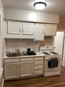 Cheerful 1bd home near Augustan’s College - Image 4