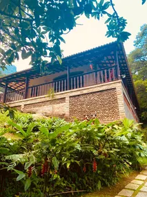 House in the mountains in a condominium with a waterfall - Image 2