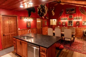 Northwoods Rustic Lodge steps away from Round Lake in Richardson Bay & Pontoon - Image 5