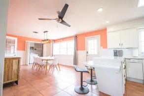 The “LBK Peach\" 4/3 home near TTU & med dist. - Image 5