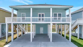 Family Retreat, Pool, King Bed, Kids Games - Image 2