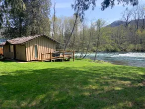Clover Point River House, on the McKenzie River - Image 4