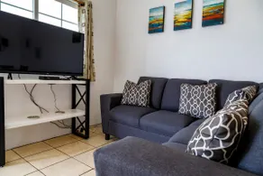 Lovely 1-bedroom apart. w/ balcony and ocean view. - Image 4