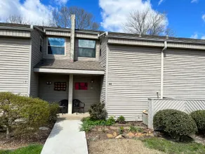 Becky's Retreat, a cozy condo in Fairfield Bay. - Image 3
