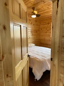 Waterfront Cottage 17 3 Bedrooms - Image 3