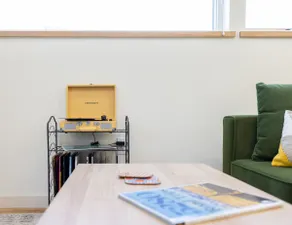 Stylish 2BR Guesthouse - Berkeley - Image 4