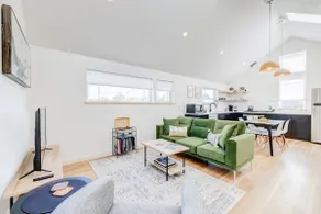 Stylish 2BR Guesthouse - Berkeley - Image 2