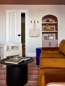 Scenic 1-bedroom rental in Newburgh - Image 3