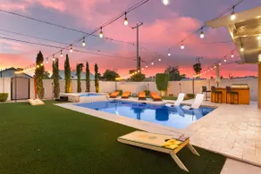 Downtown | New Pool | LUXE SPA | Arcade - Image 3