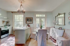 “Laurel”-Light-filled apt.-Belhaven-Q/2 Twin-for 4 - Image 4