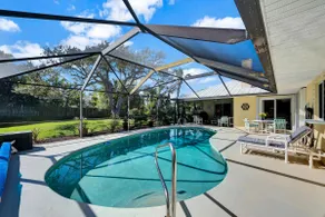 4 Bedroom, Walk to Ocean, Heated Pool, Game Room! - Image 3