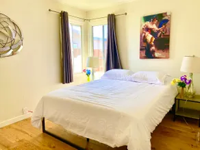 2 Bed, Queen+2 Twins, Beaches, Long & Short Term - Image 5