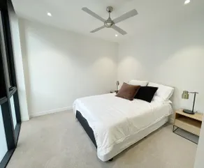 Chermside 3 beds apartment close to Hospital and Shops - Image 3
