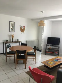 Beautiful accommodation in a quiet area. - Image 2