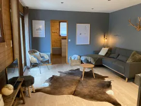 Mountain apartment in Molines en Queyras - Image 2