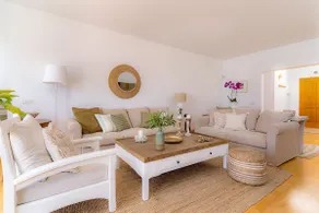 Amazing 3 Bedroom Ocean View with Pool - Image 2