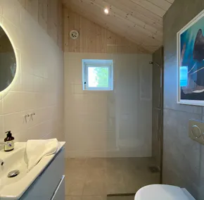 Stylish guest house in idyllic surroundings - Image 5