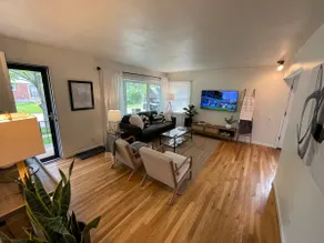 Private charming home w Fenced yard and fire pit - Image 4